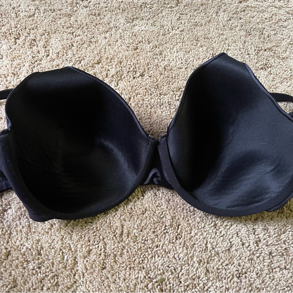 Bali Black One Smooth U Smoothing Concealing Contour Bra 42D - Picture 3 of 5